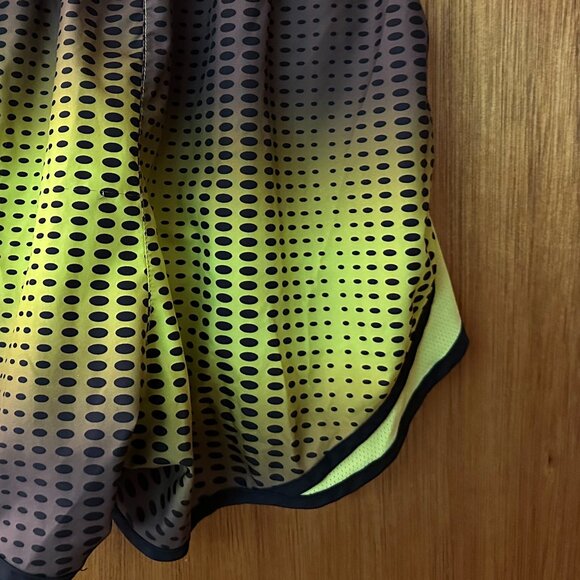 Black and Yellow Nike Shorts - Picture 6 of 8